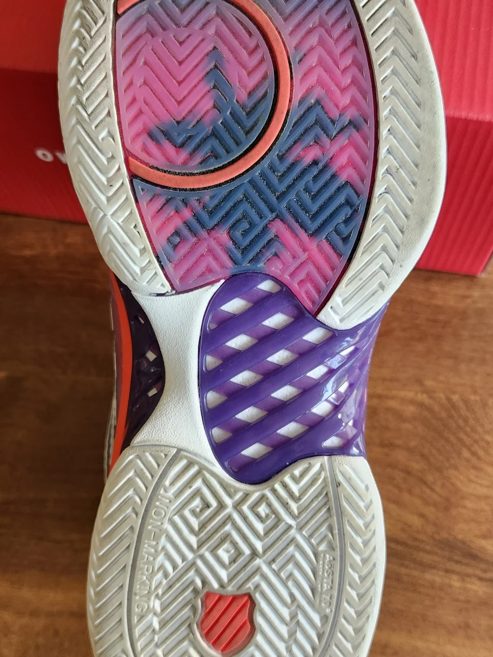K-Swiss Hypercourt Express 2 Court Shoe Ladies Size 9 Like New